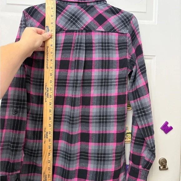 Vintage Nollie Pink and Gray Plaid Button Down Shirt - Picture 6 of 7